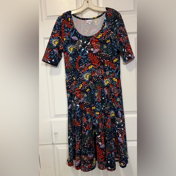 LuLaRoe Nicole Dress XL Floral Fit & Flare Knee Length Short Sleeve Buttery Soft - Picture 2 of 7